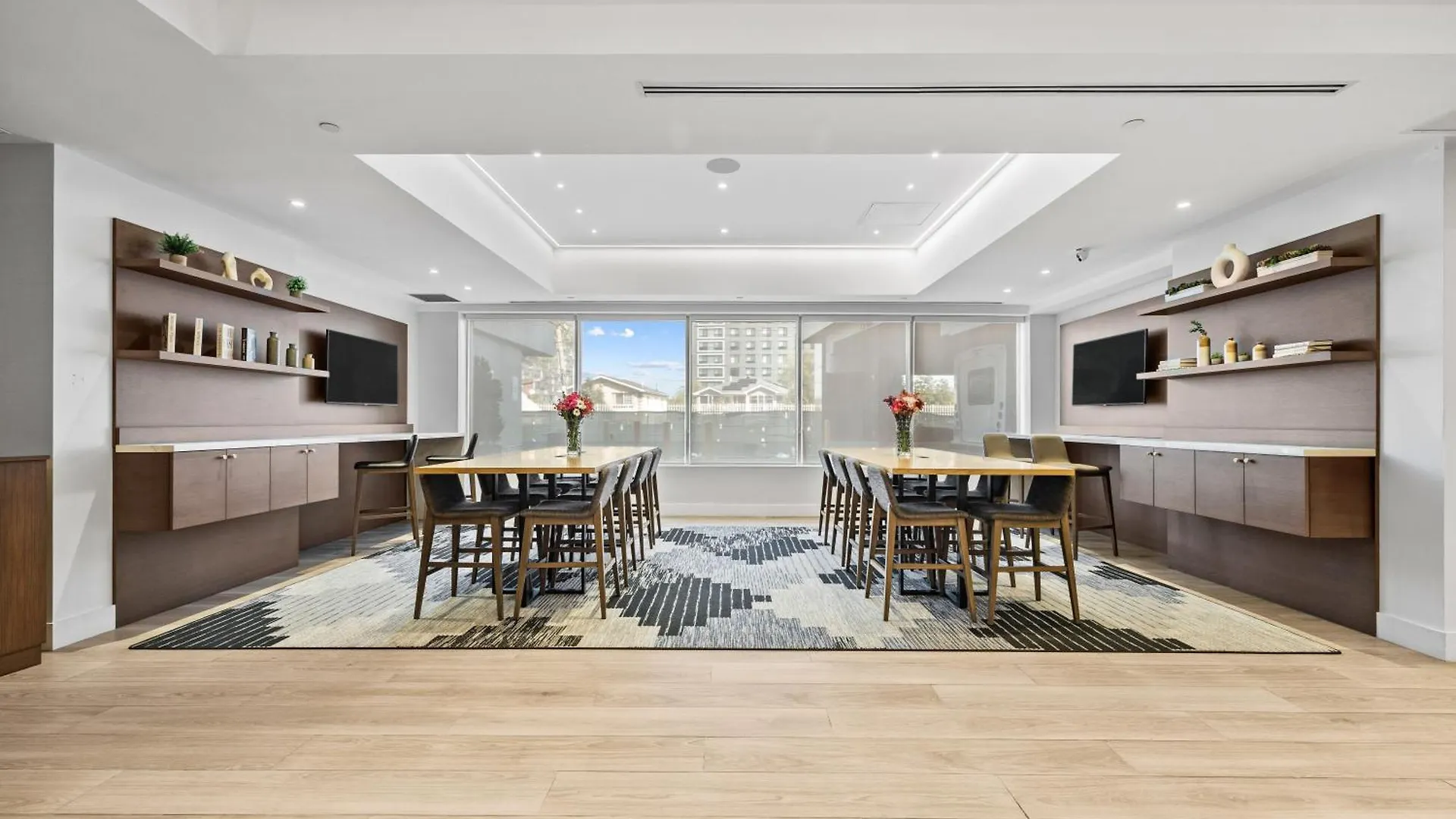 Hotel Doubletree By Hilton New York Jfk Airport