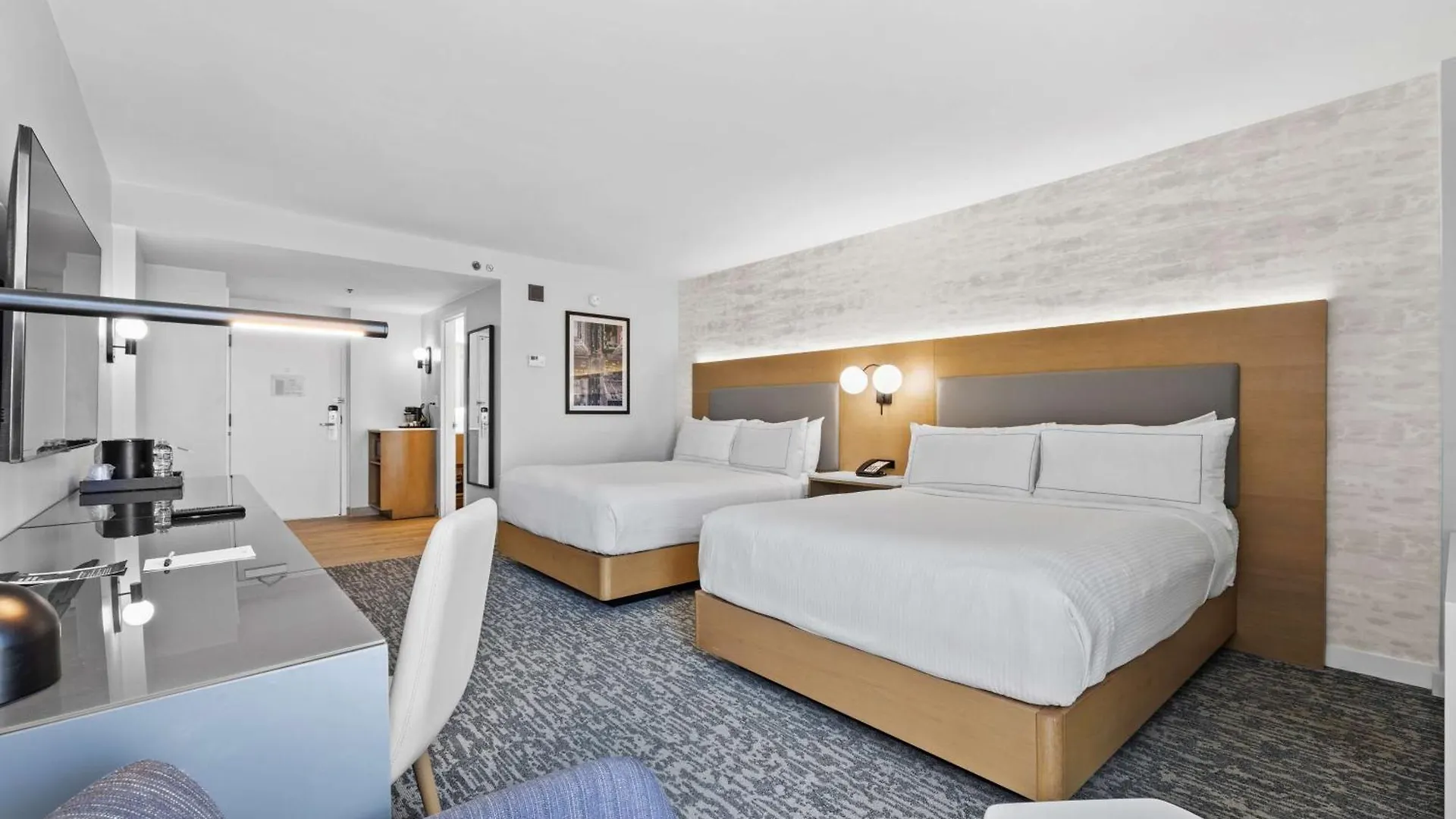Hotel Doubletree By Hilton New York Jfk Airport