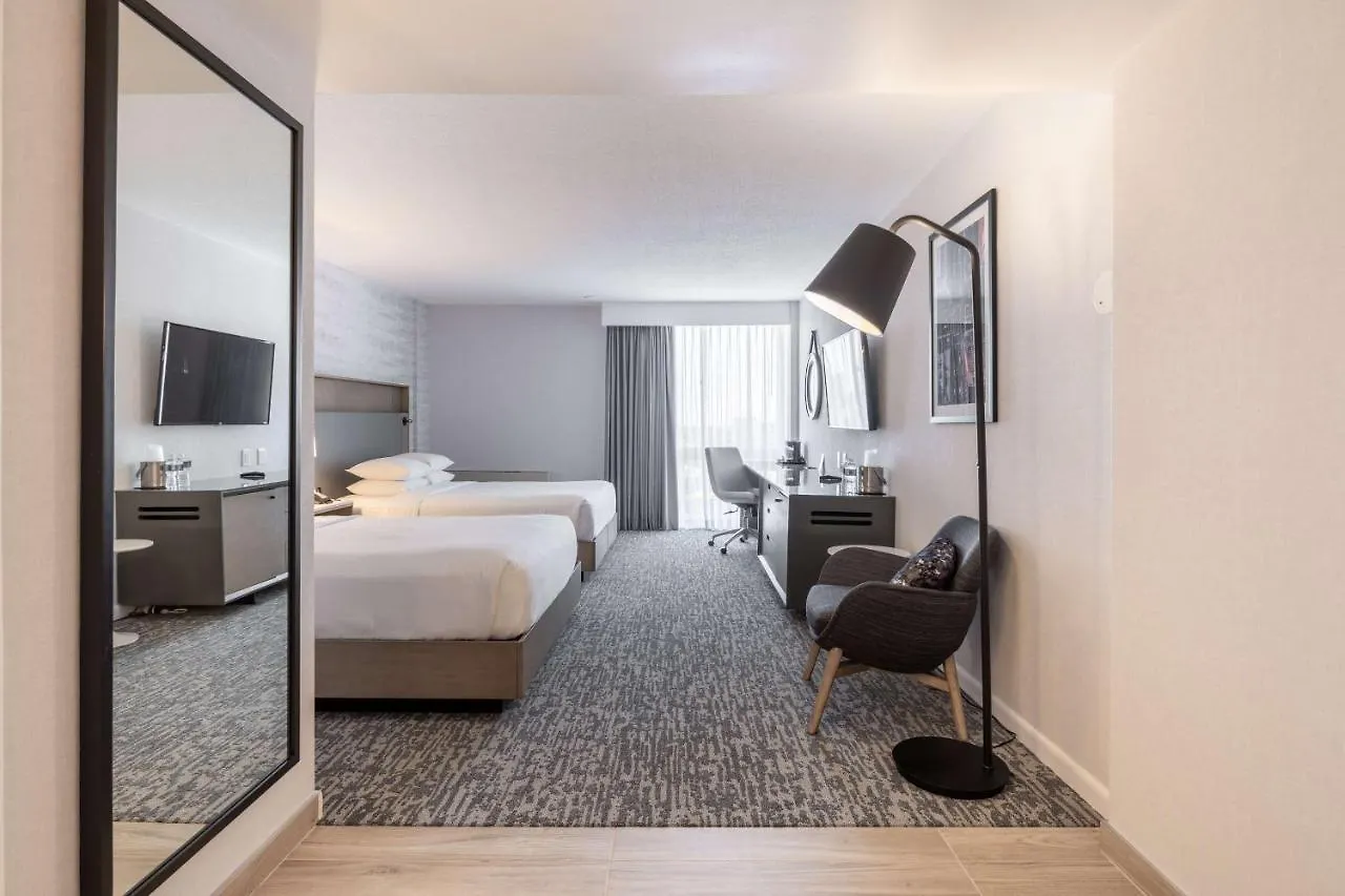 Hotel Doubletree By Hilton New York Jfk Airport