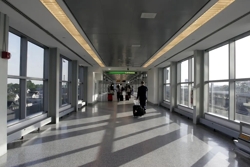 Hotel Doubletree By Hilton New York Jfk Airport