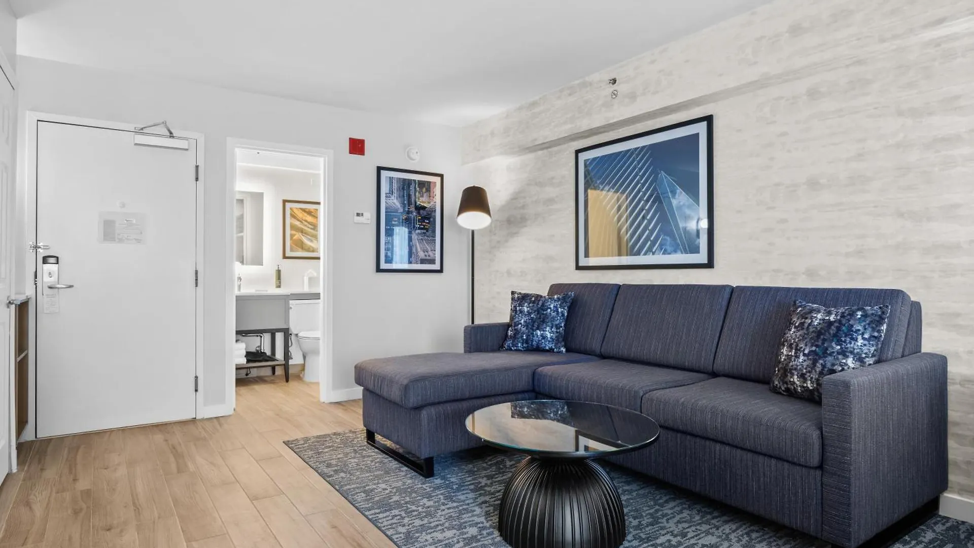 Hotel Doubletree By Hilton New York Jfk Airport