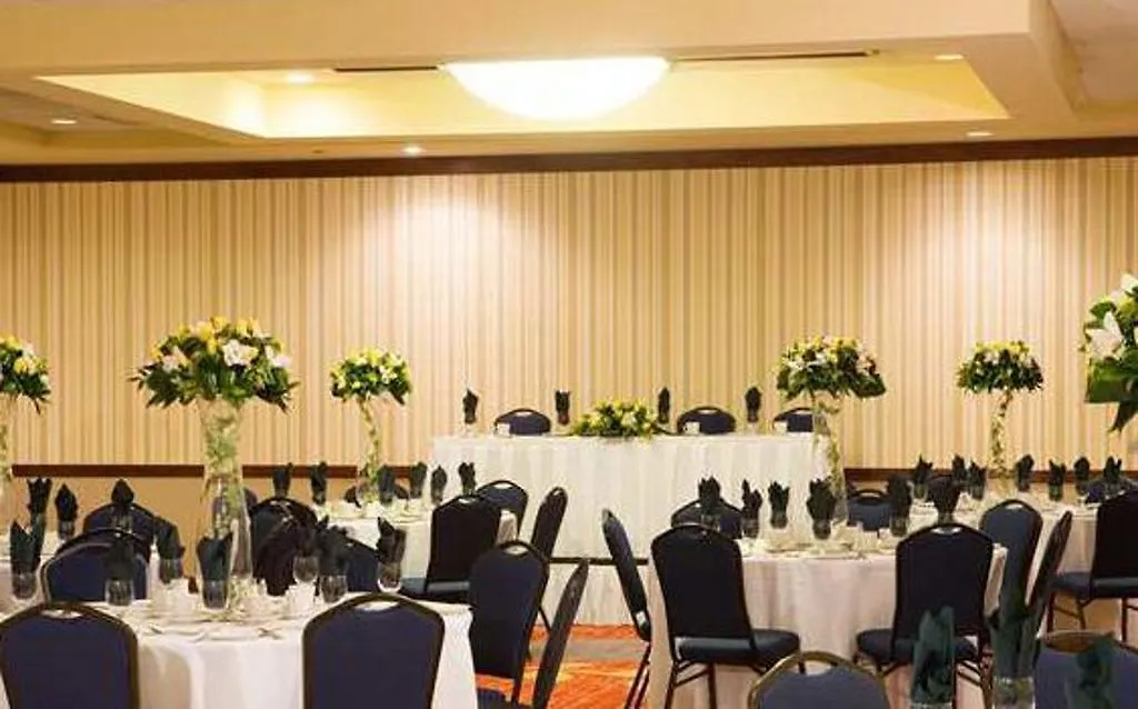 Hotel Doubletree By Hilton New York Jfk Airport